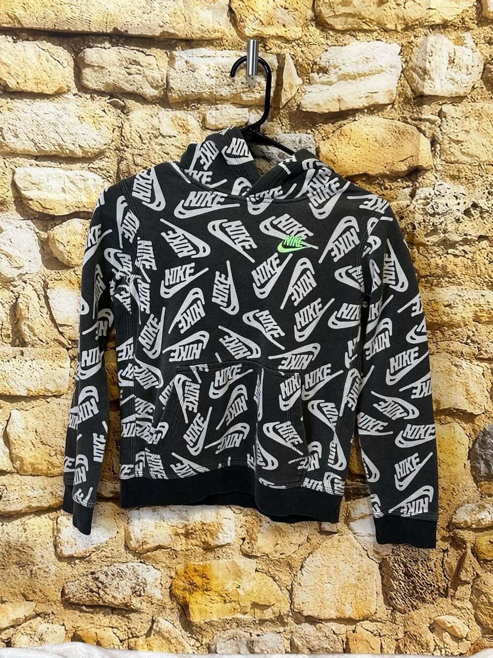 Nike Youth SportswearAll Over Print Pullover Hoodie in Black/White